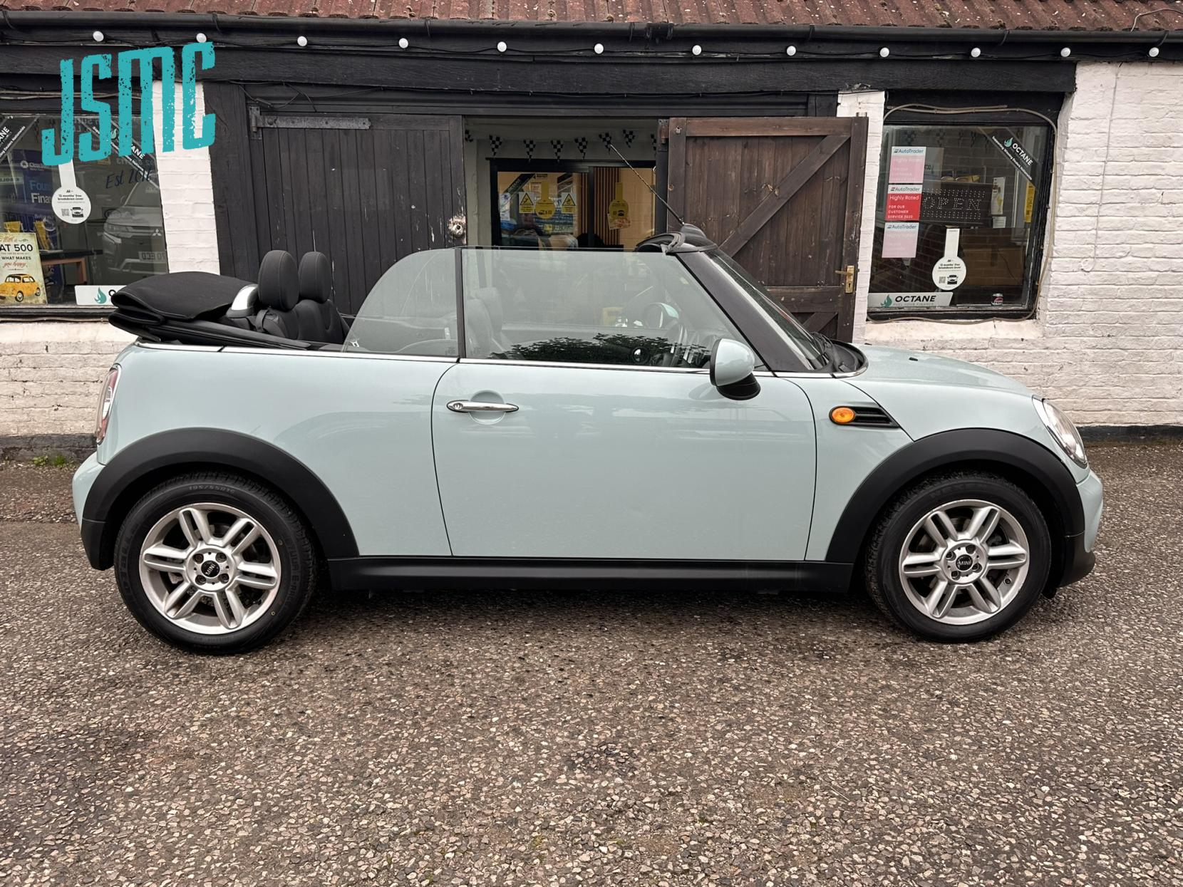 MINI Convertible 1.6 Cooper Convertible 2dr Petrol Manual Euro 5 (s/s) (122 ps)