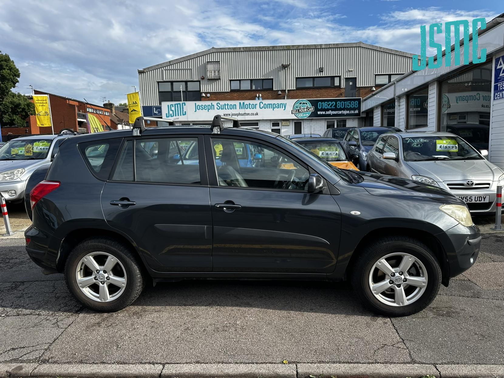Toyota RAV4 2.0 XT4 SUV 5dr Petrol Automatic 4WD (212 g/km, 150 bhp)