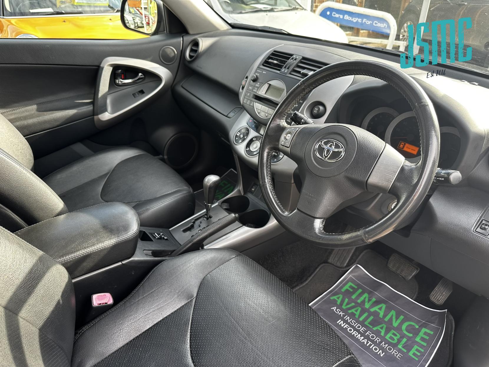 Toyota RAV4 2.0 XT4 SUV 5dr Petrol Automatic 4WD (212 g/km, 150 bhp)