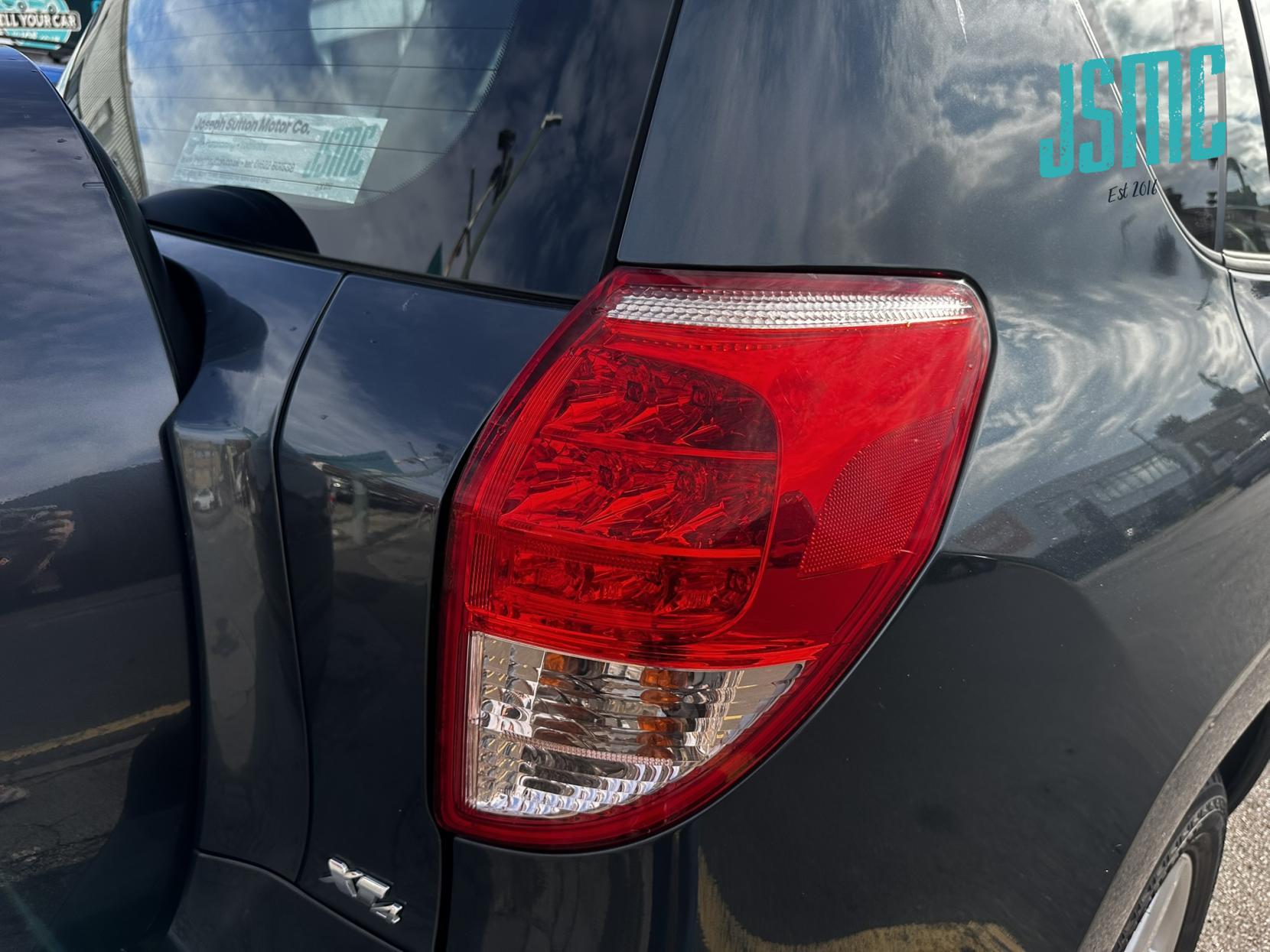 Toyota RAV4 2.0 XT4 SUV 5dr Petrol Automatic 4WD (212 g/km, 150 bhp)