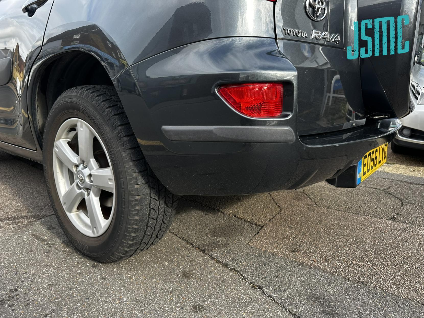 Toyota RAV4 2.0 XT4 SUV 5dr Petrol Automatic 4WD (212 g/km, 150 bhp)