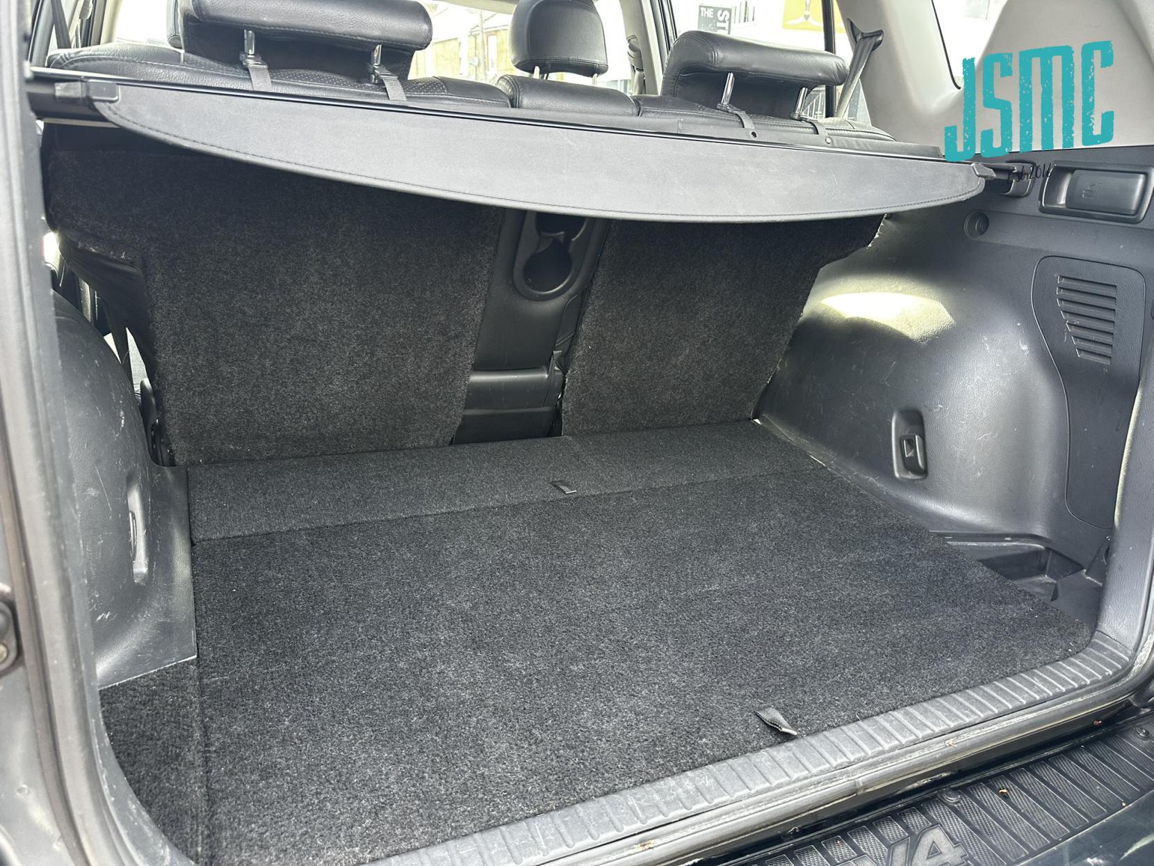 Toyota RAV4 2.0 XT4 SUV 5dr Petrol Automatic 4WD (212 g/km, 150 bhp)