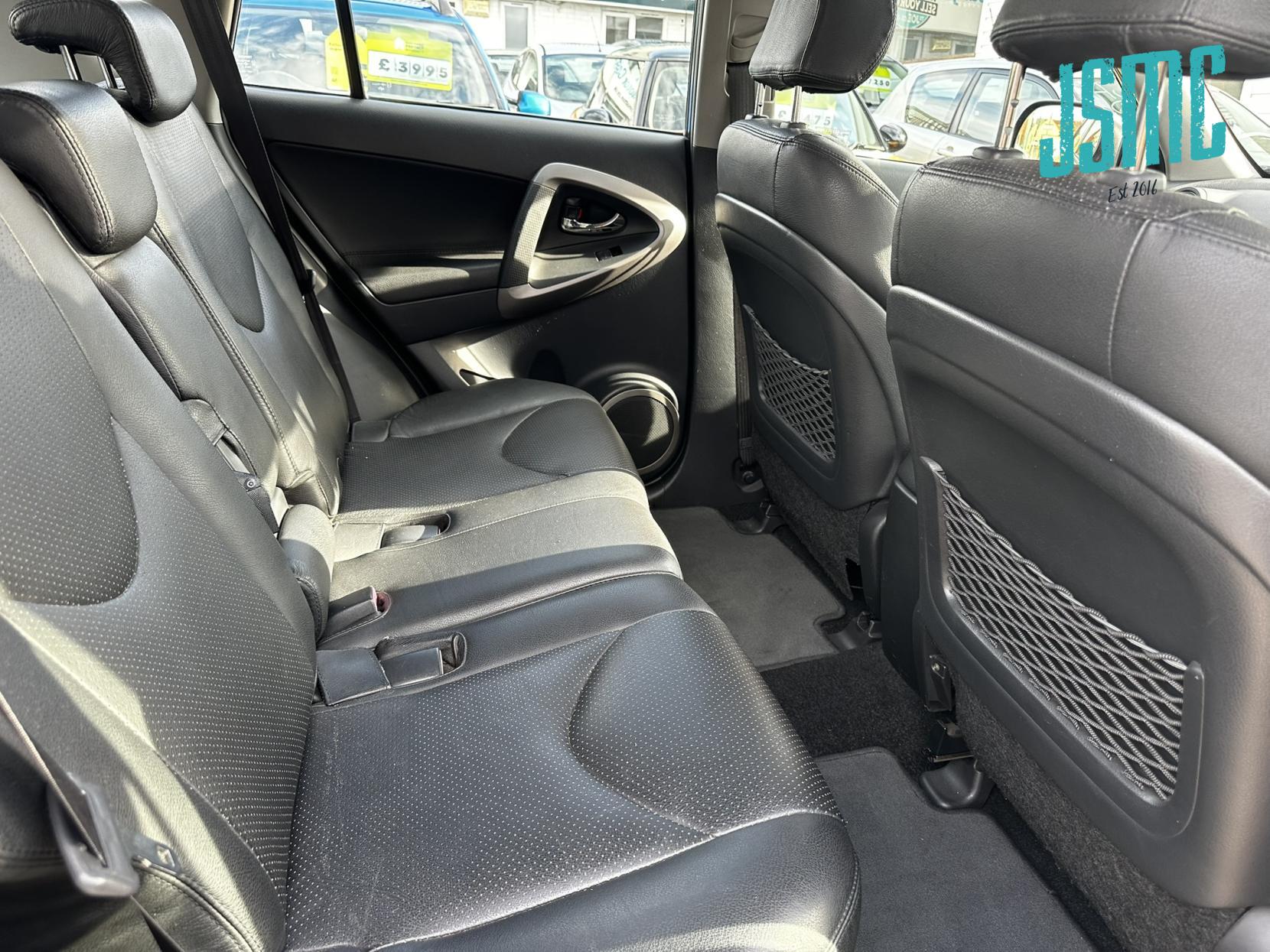 Toyota RAV4 2.0 XT4 SUV 5dr Petrol Automatic 4WD (212 g/km, 150 bhp)