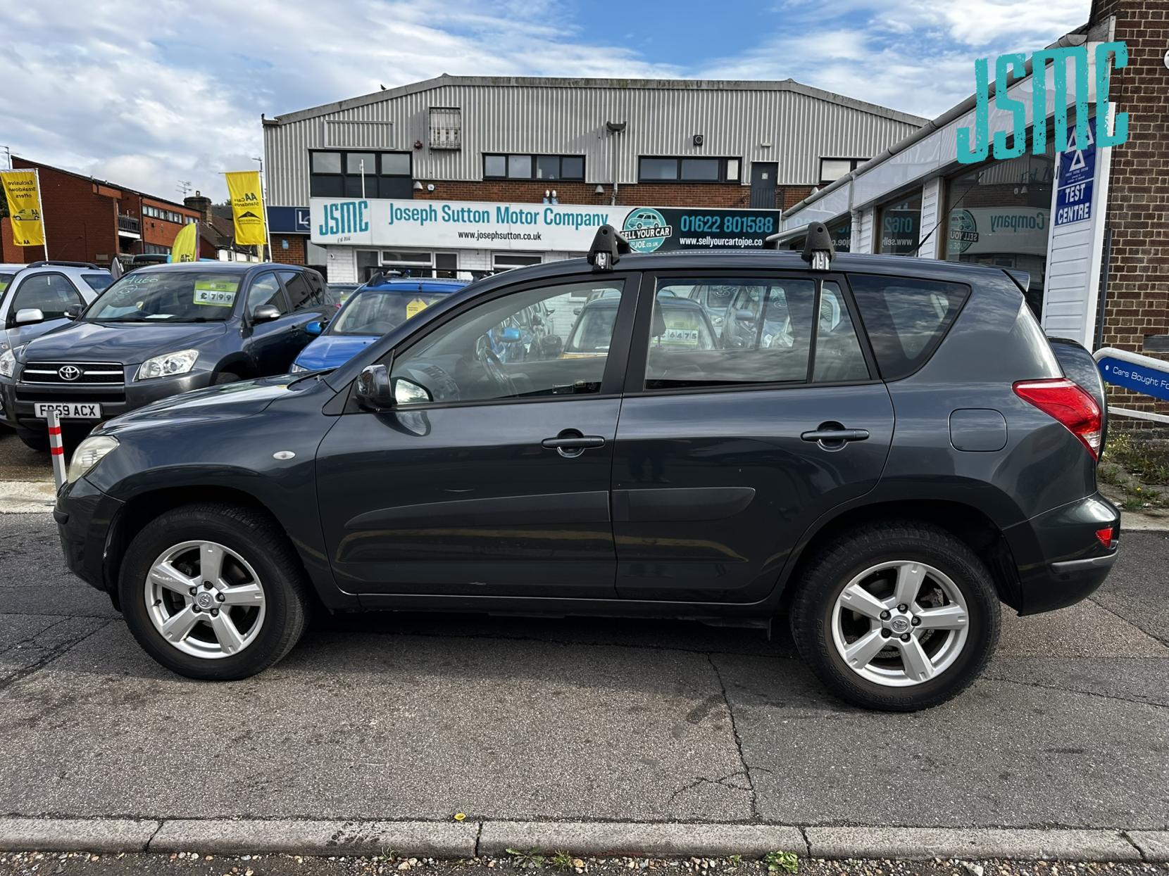 Toyota RAV4 2.0 XT4 SUV 5dr Petrol Automatic 4WD (212 g/km, 150 bhp)
