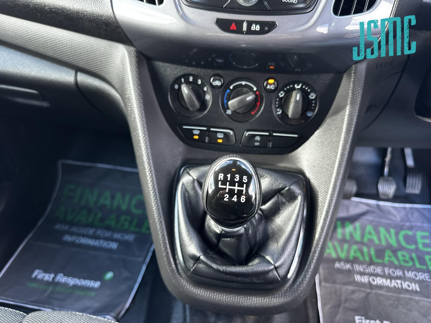 Ford Transit Connect 1.5 TDCi 200 Limited Panel Van 5dr Diesel Manual L1 H1 (119 g/km, 118 bhp)