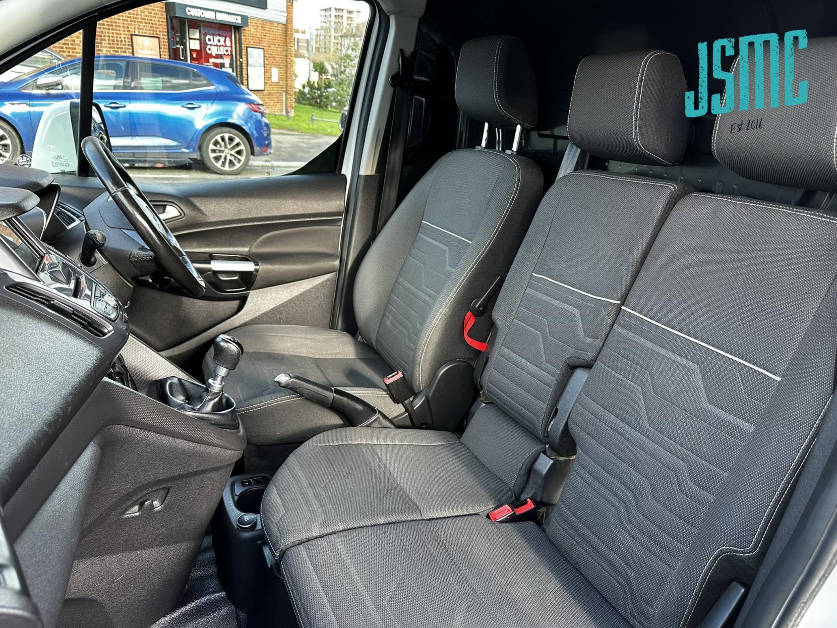 Ford Transit Connect 1.5 TDCi 200 Limited Panel Van 5dr Diesel Manual L1 H1 (119 g/km, 118 bhp)