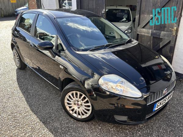 Fiat Grande Punto 1.4 Dynamic Hatchback 5dr Petrol Manual Euro 4 (77 bhp)