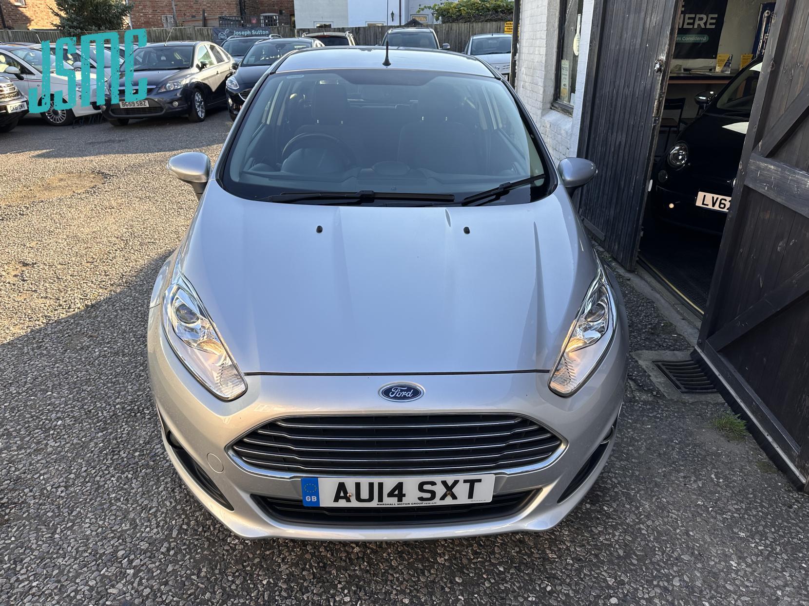 Ford Fiesta 1.0T EcoBoost Zetec Hatchback 3dr Petrol Manual Euro 5 (s/s) (100 ps)