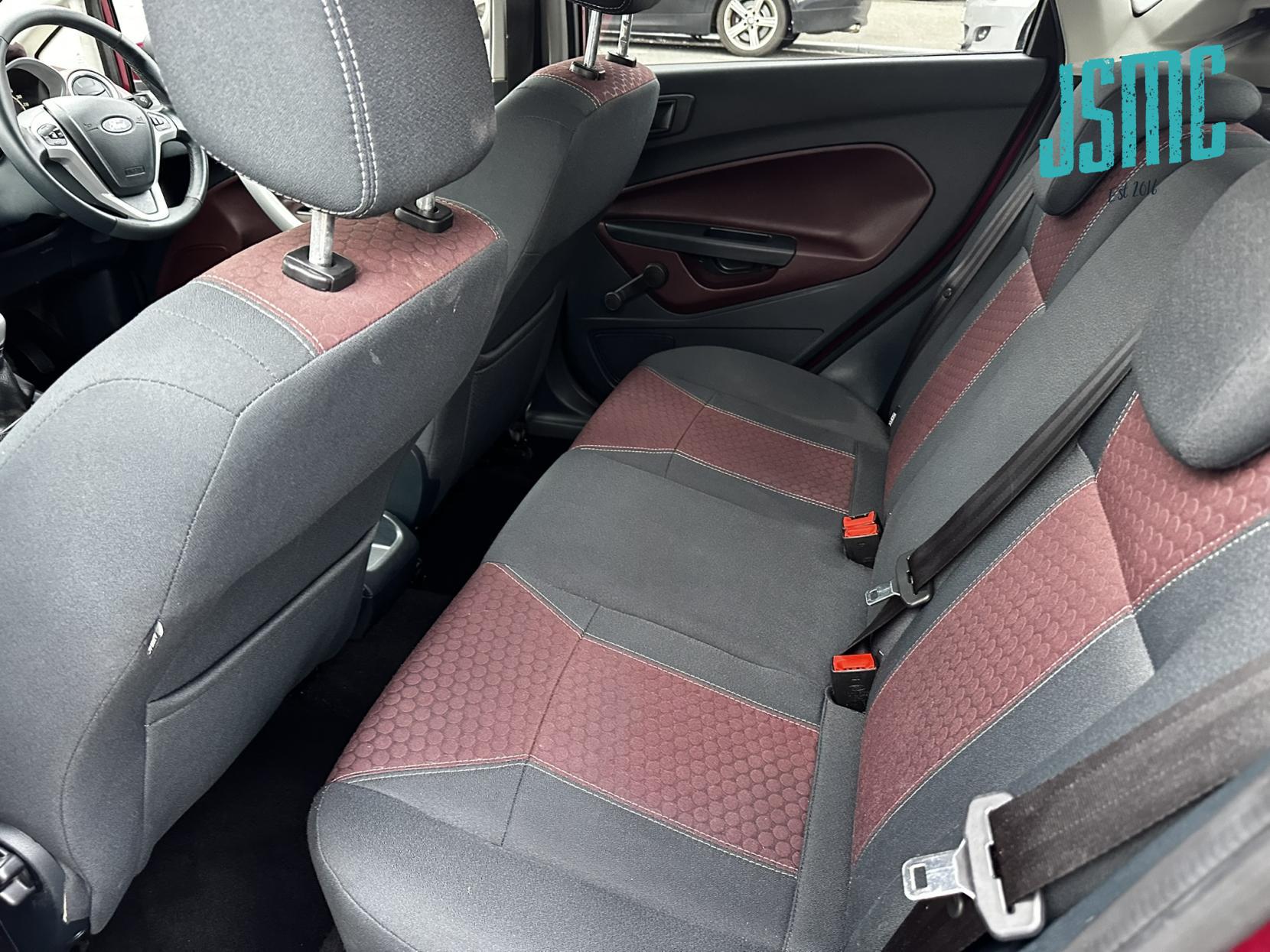 Ford Fiesta 1.4 Titanium Hatchback 5dr Petrol Manual (133 g/km, 94 bhp)