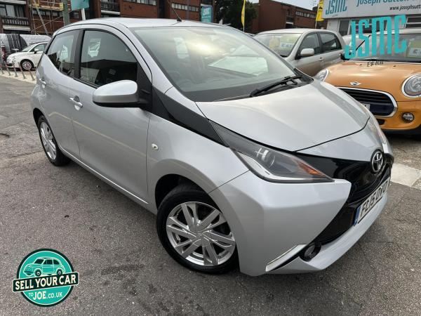 Toyota AYGO 1.0 VVT-i x-pression Hatchback 5dr Petrol Manual Euro 5 Euro 5 (68 ps)