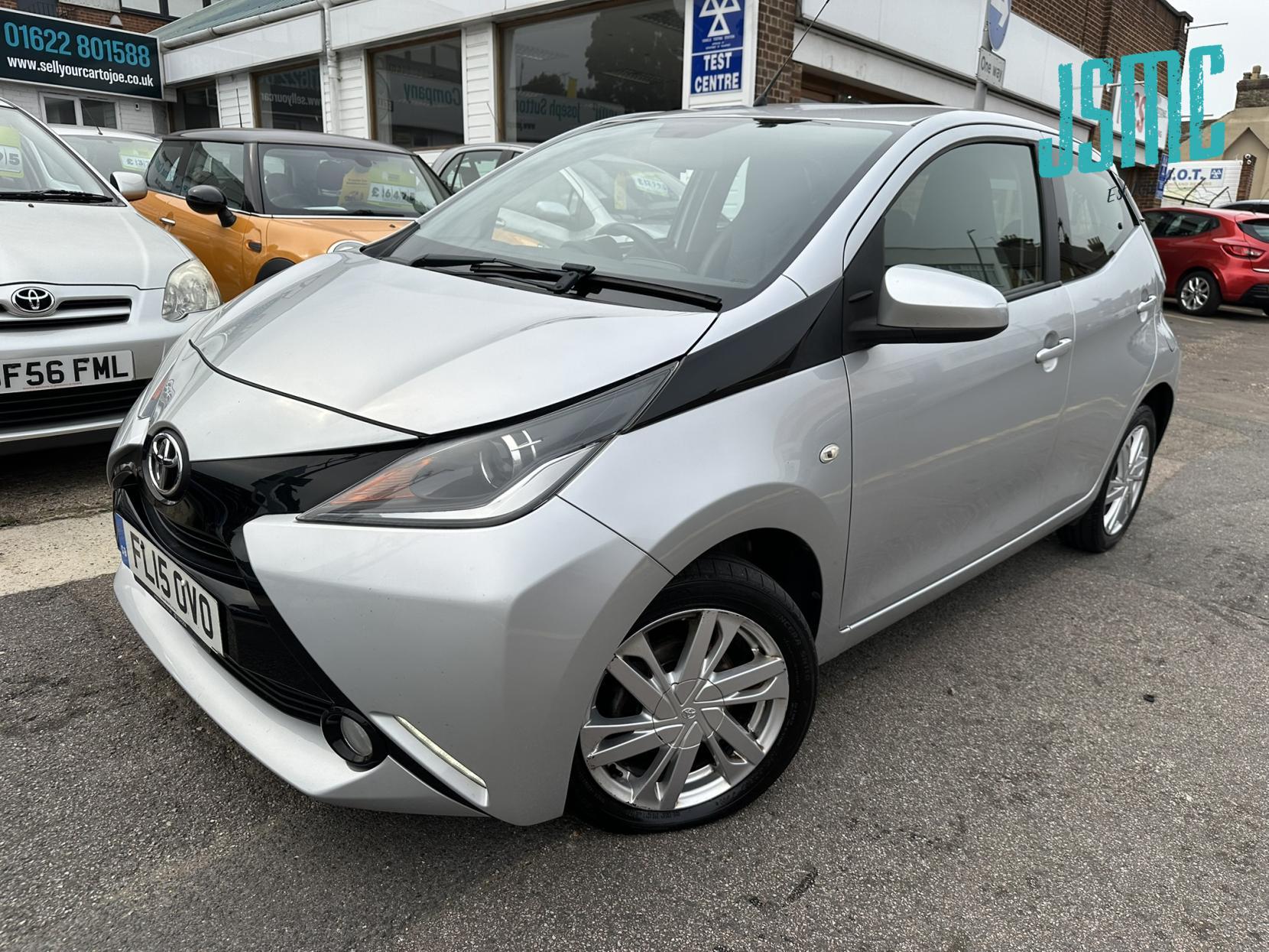 Toyota AYGO 1.0 VVT-i x-pression Hatchback 5dr Petrol Manual Euro 5 Euro 5 (68 ps)