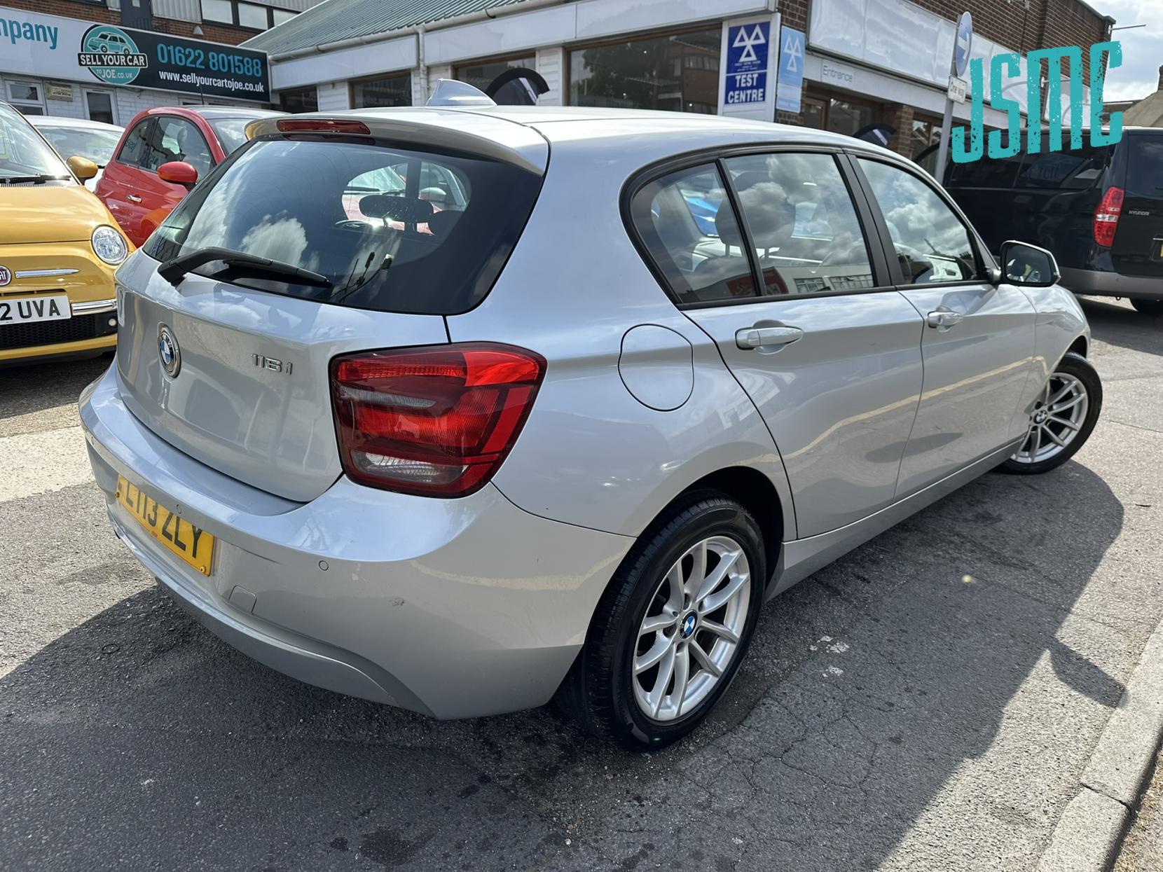 BMW 1 Series 1.6 116i SE Hatchback 5dr Petrol Manual Euro 6 (s/s) (136 ps)