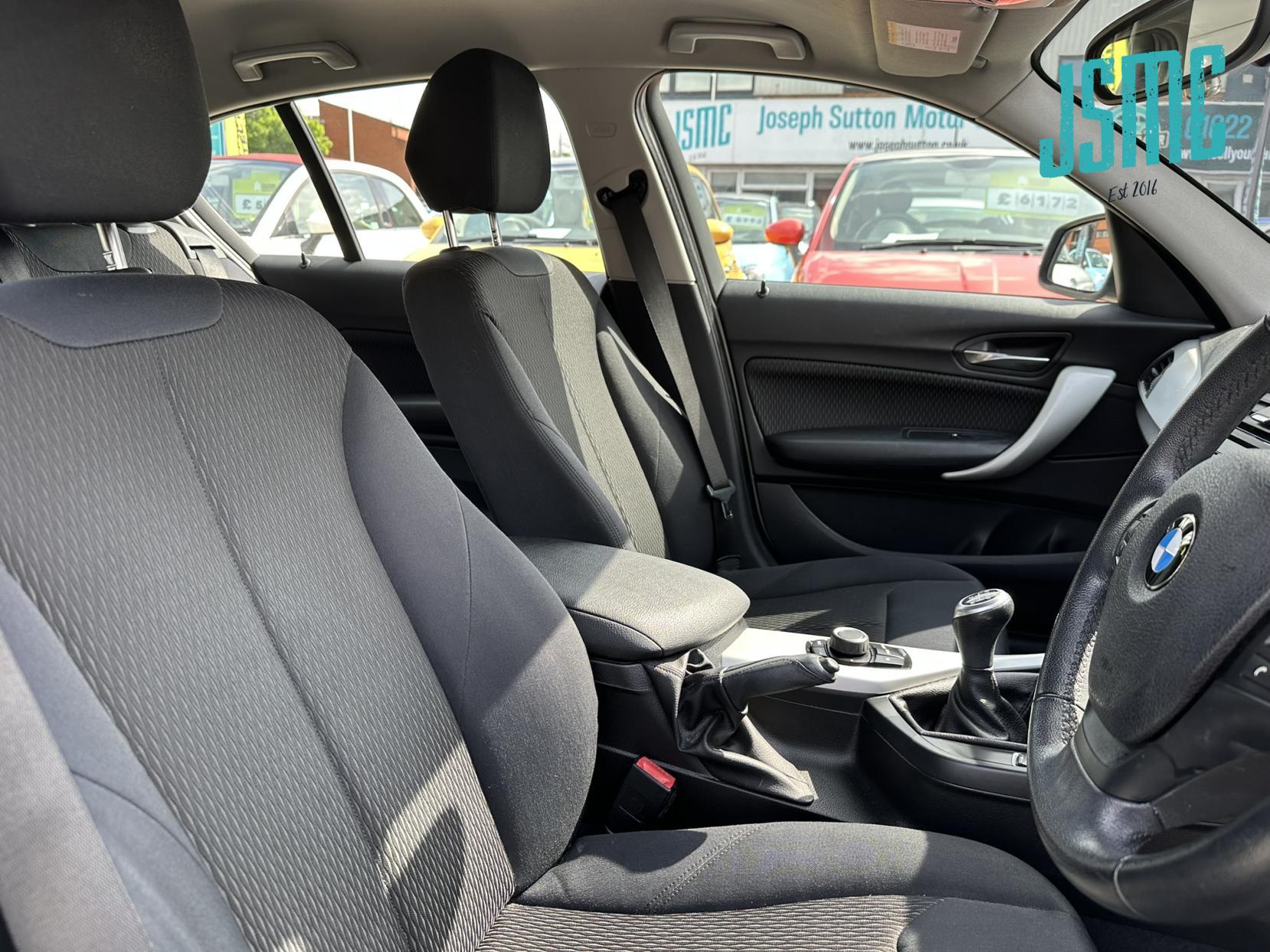 BMW 1 Series 1.6 116i SE Hatchback 5dr Petrol Manual Euro 6 (s/s) (136 ps)