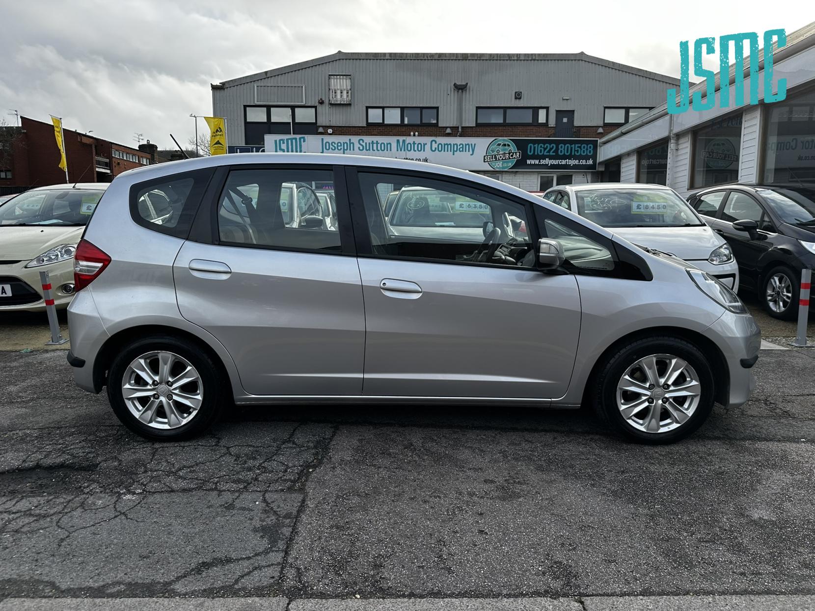 Honda Jazz 1.4 i-VTEC ES Hatchback 5dr Petrol Manual Euro 5 (99 ps)