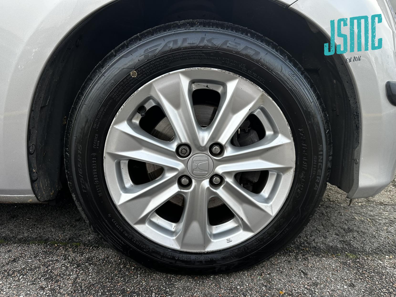 Honda Jazz 1.4 i-VTEC ES Hatchback 5dr Petrol Manual Euro 5 (99 ps)