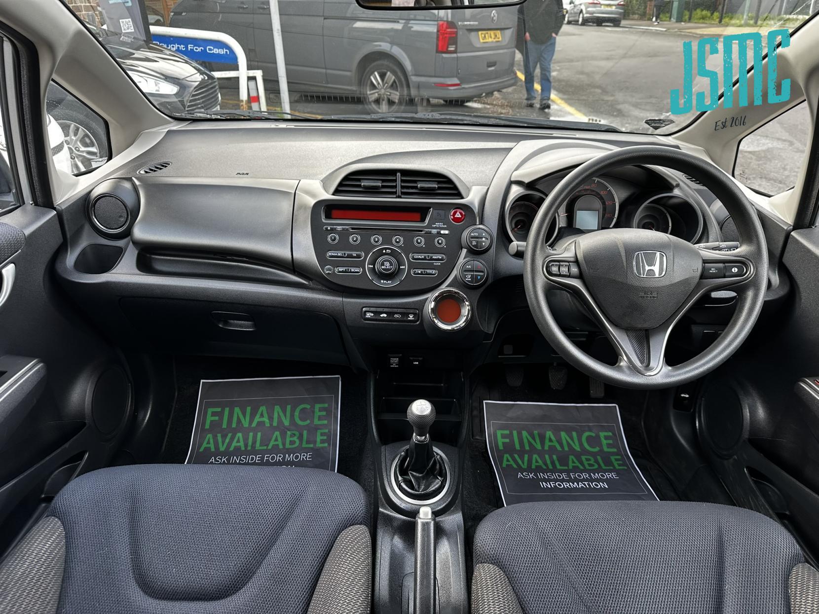 Honda Jazz 1.4 i-VTEC ES Hatchback 5dr Petrol Manual Euro 5 (99 ps)