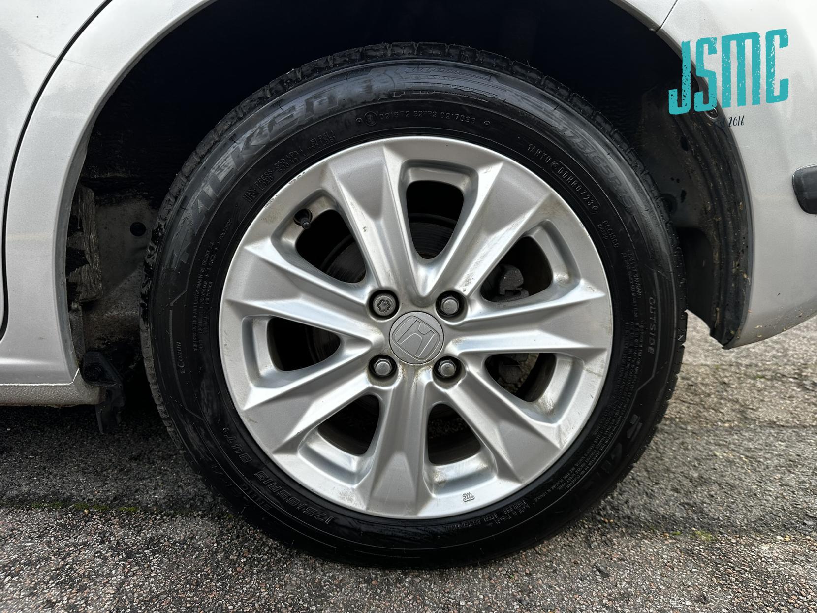 Honda Jazz 1.4 i-VTEC ES Hatchback 5dr Petrol Manual Euro 5 (99 ps)