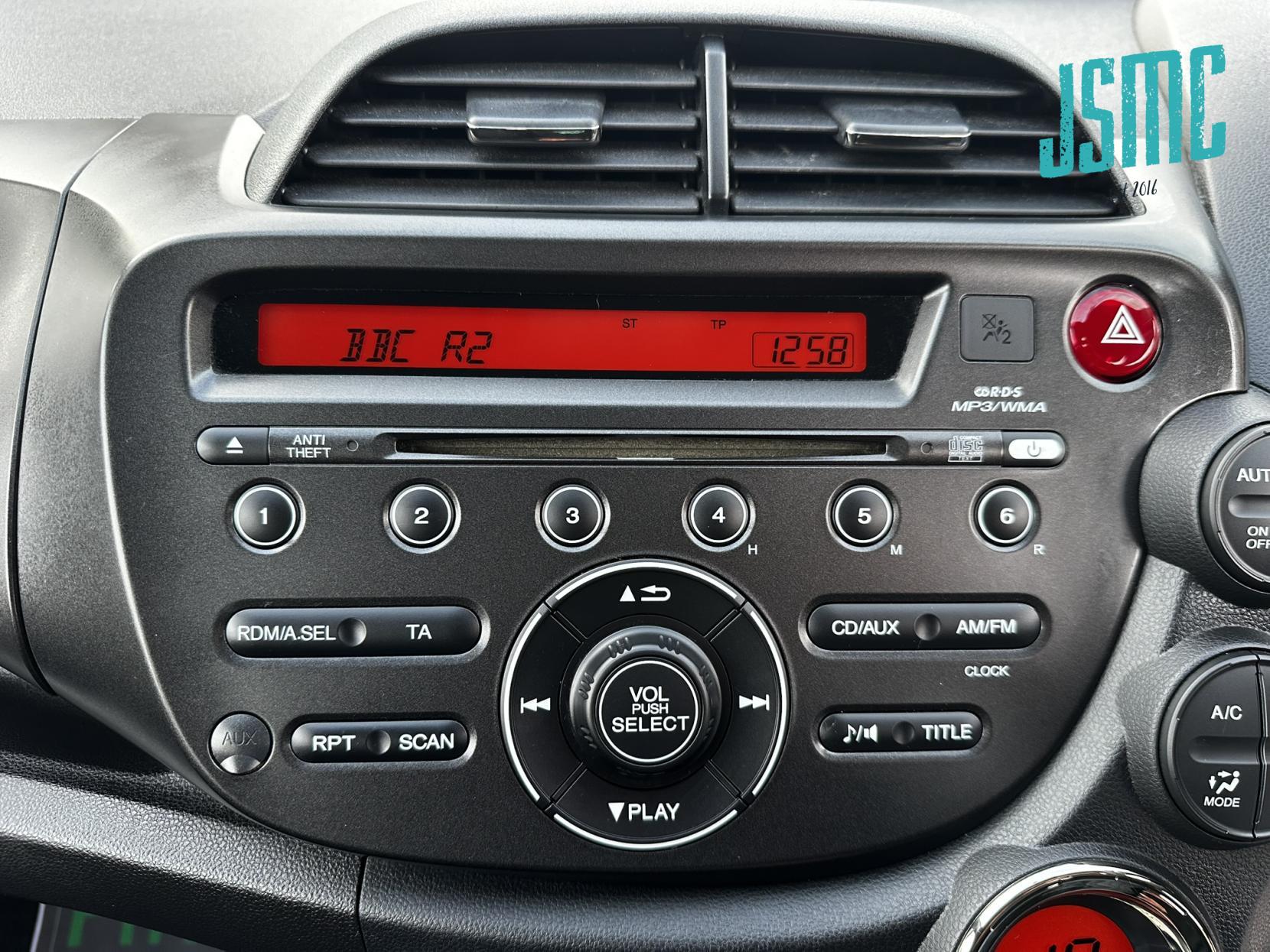 Honda Jazz 1.4 i-VTEC ES Hatchback 5dr Petrol Manual Euro 5 (99 ps)