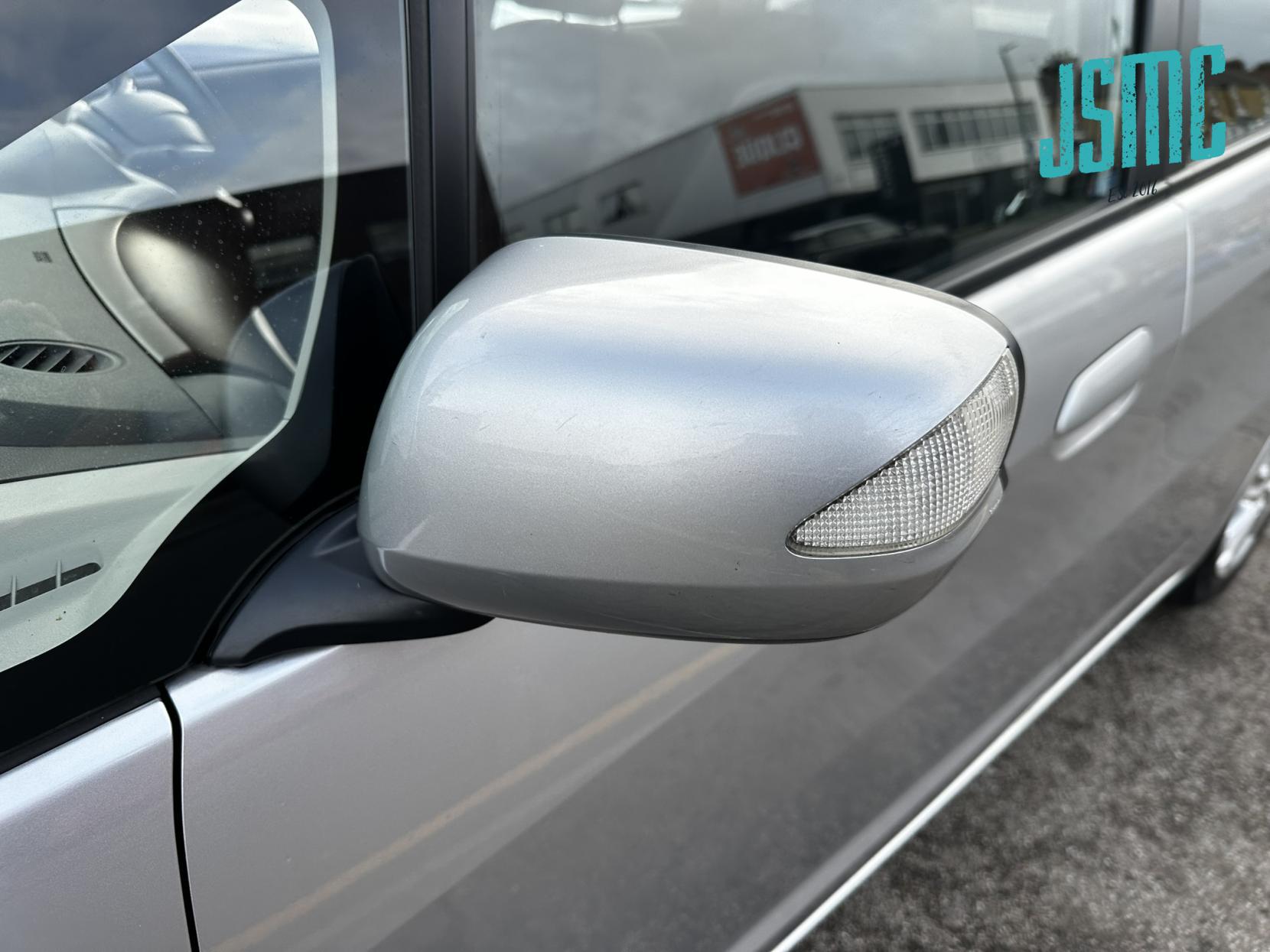 Honda Jazz 1.4 i-VTEC ES Hatchback 5dr Petrol Manual Euro 5 (99 ps)