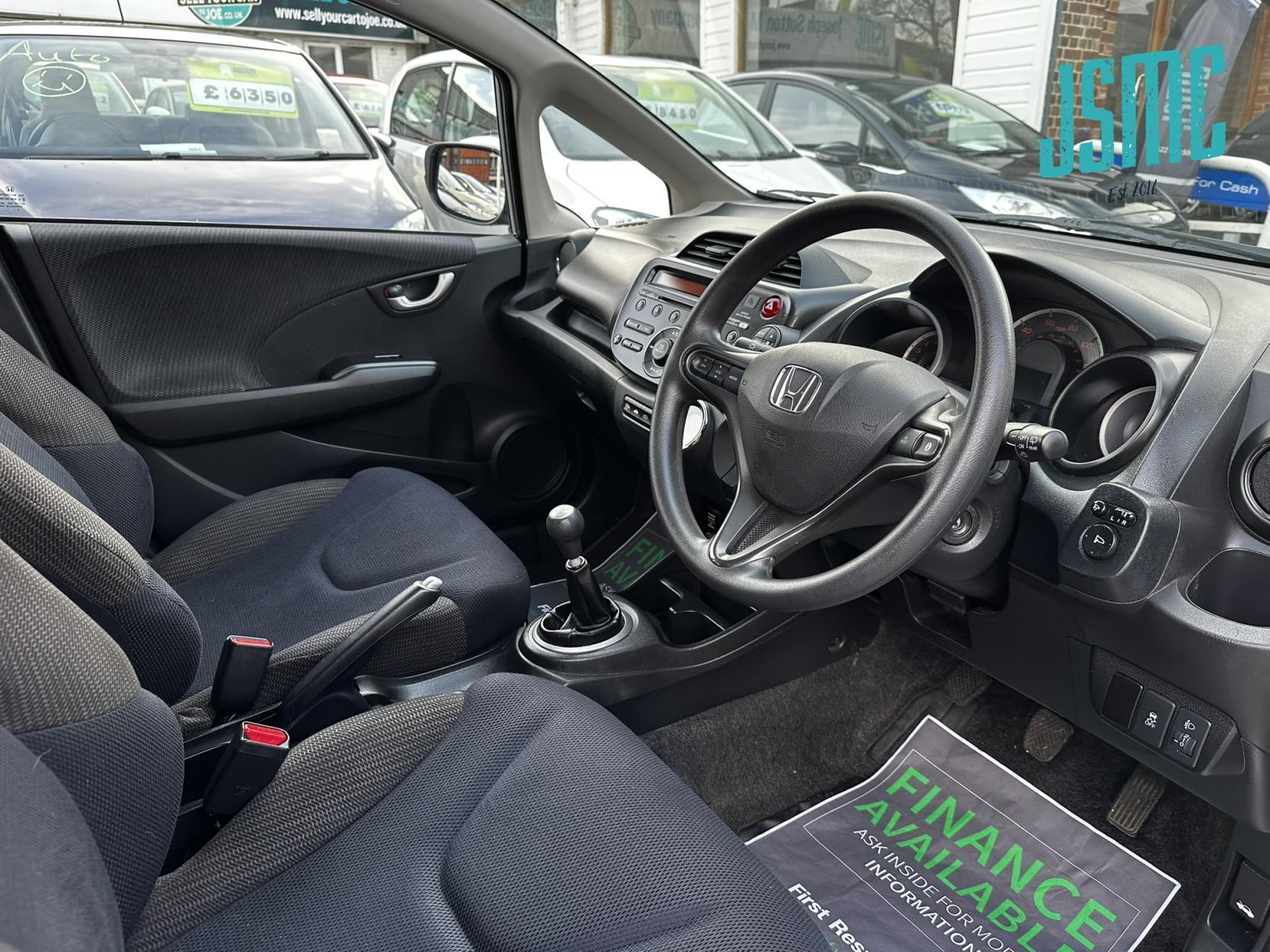 Honda Jazz 1.4 i-VTEC ES Hatchback 5dr Petrol Manual Euro 5 (99 ps)