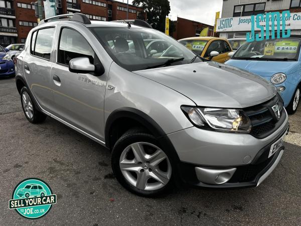 Dacia Sandero Stepway 0.9 TCe Laureate Hatchback 5dr Petrol Manual Euro 5 (90 ps)