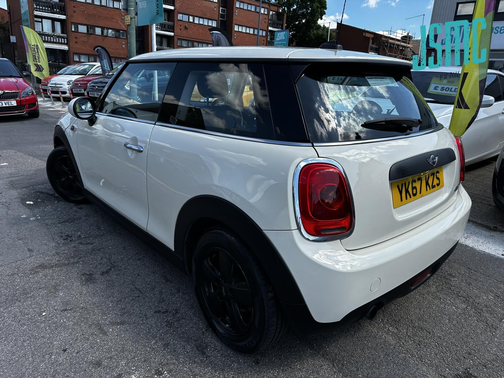 MINI Hatch 1.2 One Hatchback 3dr Petrol Manual Euro 6 (s/s) (102 ps)
