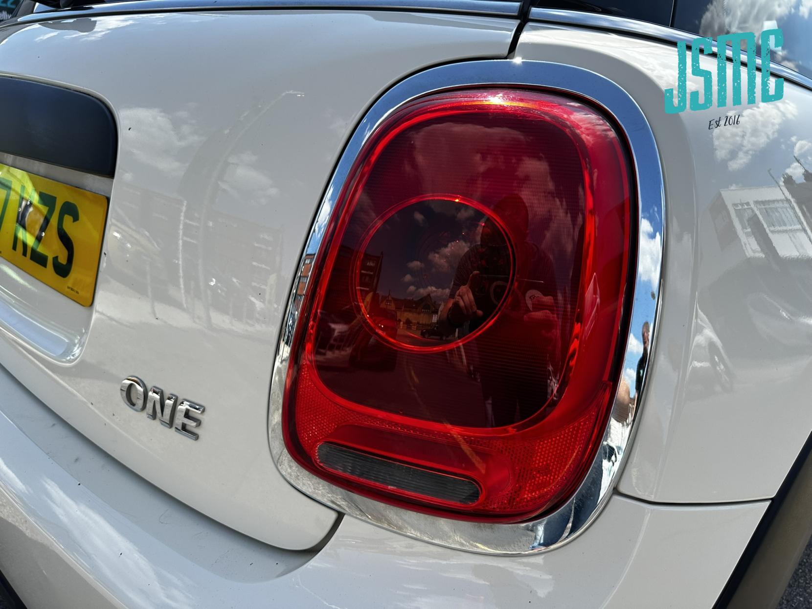 MINI Hatch 1.2 One Hatchback 3dr Petrol Manual Euro 6 (s/s) (102 ps)