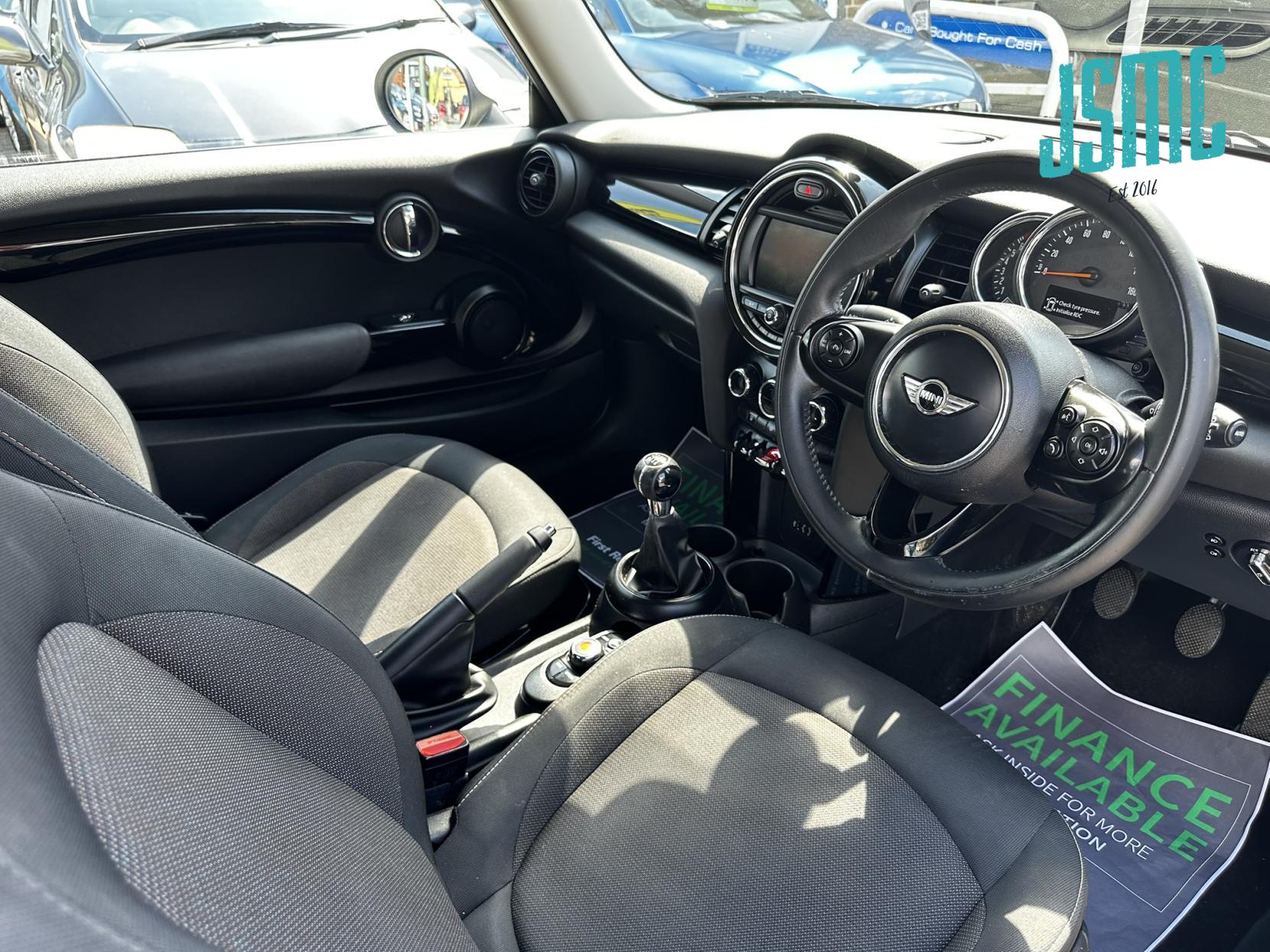 MINI Hatch 1.2 One Hatchback 3dr Petrol Manual Euro 6 (s/s) (102 ps)