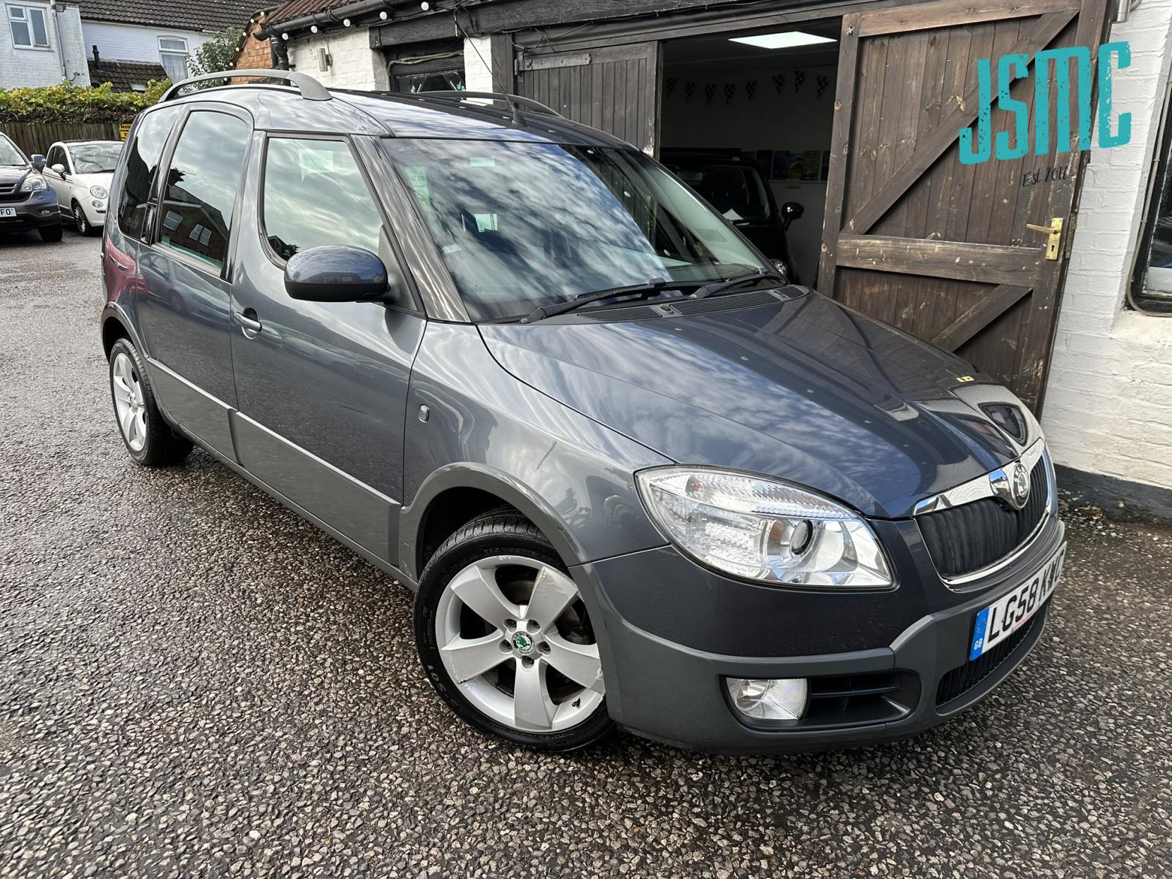 Skoda Roomster 1.4 16V Scout MPV 5dr Petrol Manual (162 g/km, 85 bhp)