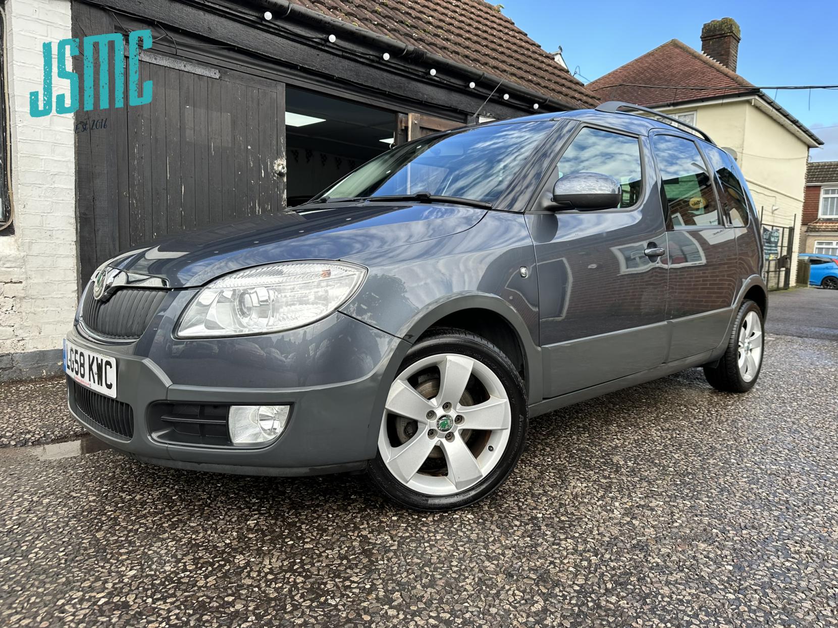 Skoda Roomster 1.4 16V Scout MPV 5dr Petrol Manual (162 g/km, 85 bhp)