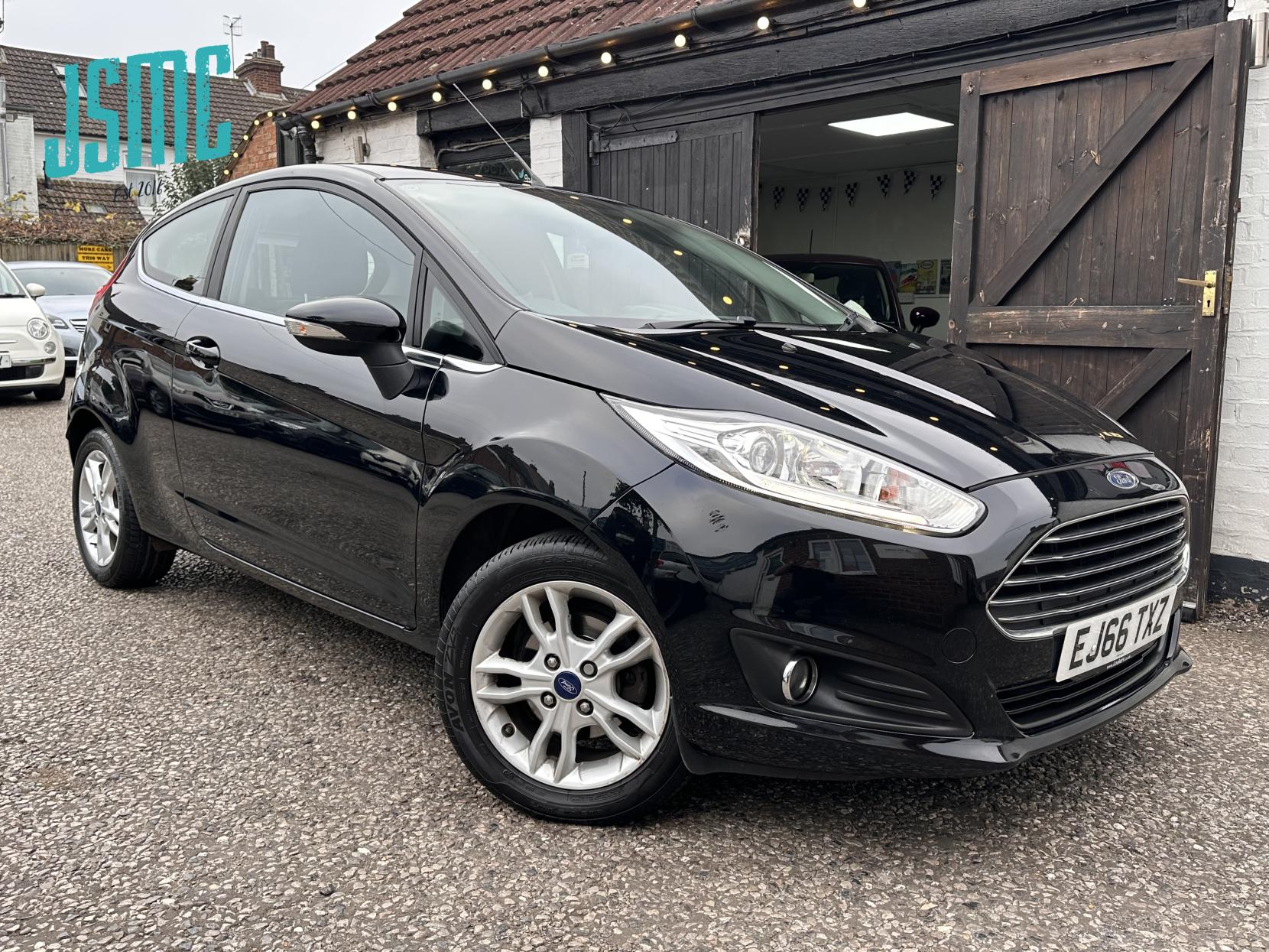 Ford Fiesta 1.25 Zetec Hatchback 3dr Petrol Manual Euro 6 (82 ps)