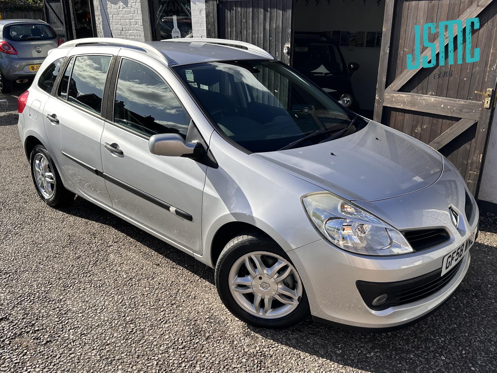 Renault Clio 1.2 16v Dynamique Sport Tourer 5dr Petrol Manual (137 g/km, 100 bhp)