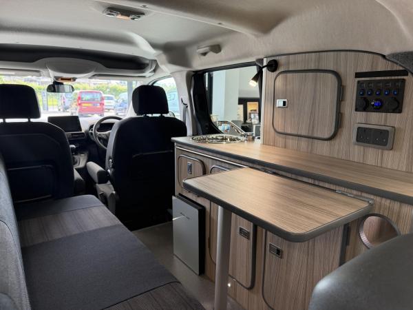 Vauxhall Combo Life NEW PRICE. SAVE £5,000 Now £24,995! 2022 MICRO CAMPER/ SIDE BED WITH STORAGE! JUST 17,573 MILES!