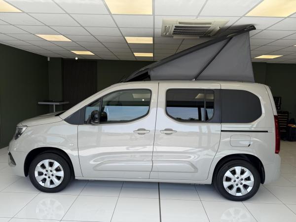Vauxhall Combo Life NEW PRICE. SAVE &pound;5,000 Now &pound;24,995! 2022 MICRO CAMPER/ SIDE BED WITH STORAGE! JUST 17,573 MILES! 