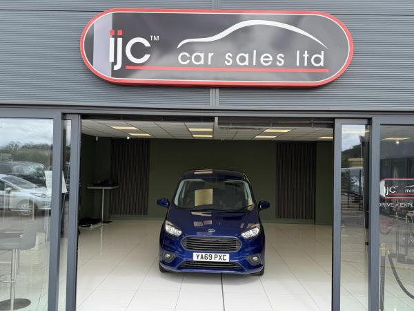 Ford Tourneo Courier LOW PRICE BARGAIN! JUST 48871 MILES! 5 SEATS,HUGE BOOT AREA, HIGH SEATING POSITION, ECONOMICAL MPV 1.5 TDCi Zetec MPV 5dr Diesel Manual Euro 6 