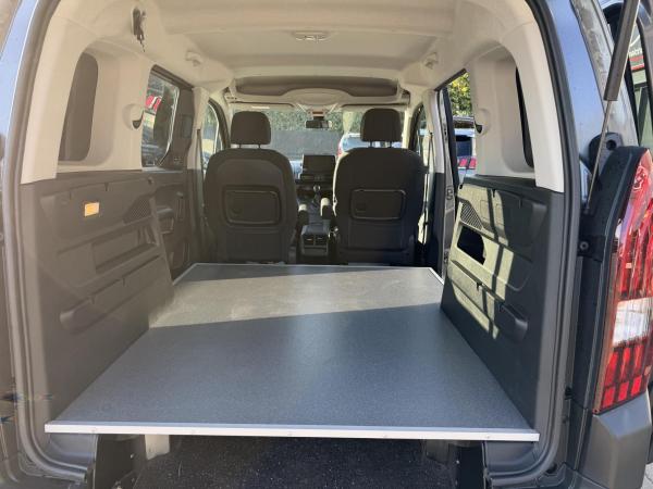 Peugeot Rifter READY TO START YOUR OWN CAMPER CONVERSION! JUST 17,753 MILES!! 1.5 BlueHDi Allure Standard MPV 5dr Diesel Manual.