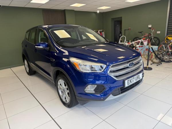 Ford Kuga NEW PRICE. NOW &pound;6,995! &pound;35 TAX! STUNNING THROUGHOUT! TOW BAR, HUGE BOOT, HIGHER SEATING POSITION.