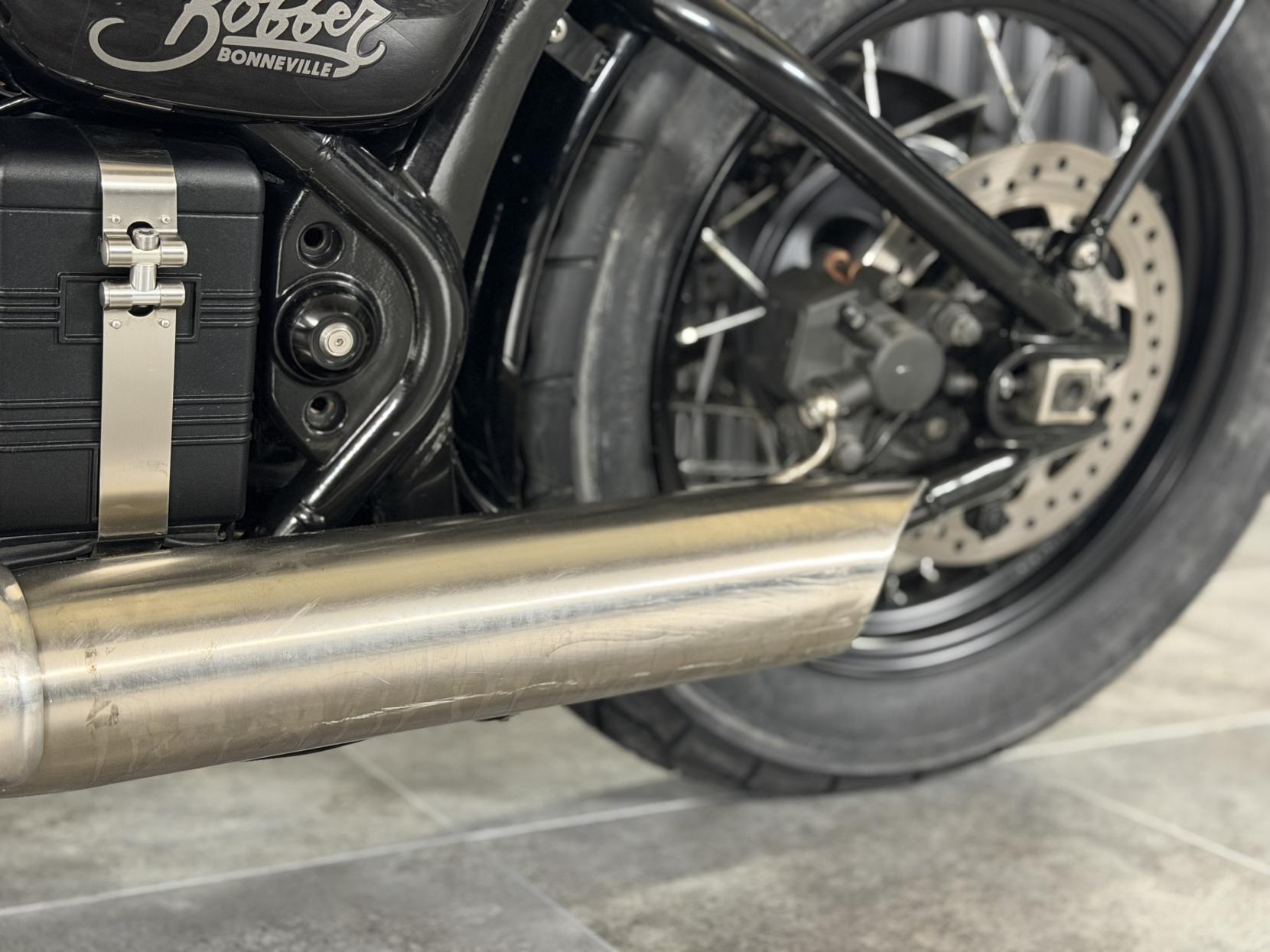 Triumph Bobber 1200 Custom Cruiser Petrol Manual Euro 4 (77 ps)