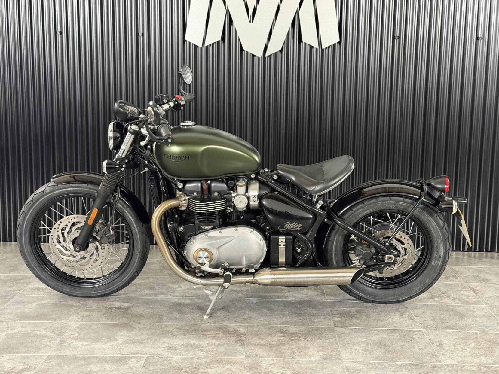 Triumph Bobber 1200 Custom Cruiser Petrol Manual Euro 4 (77 ps)