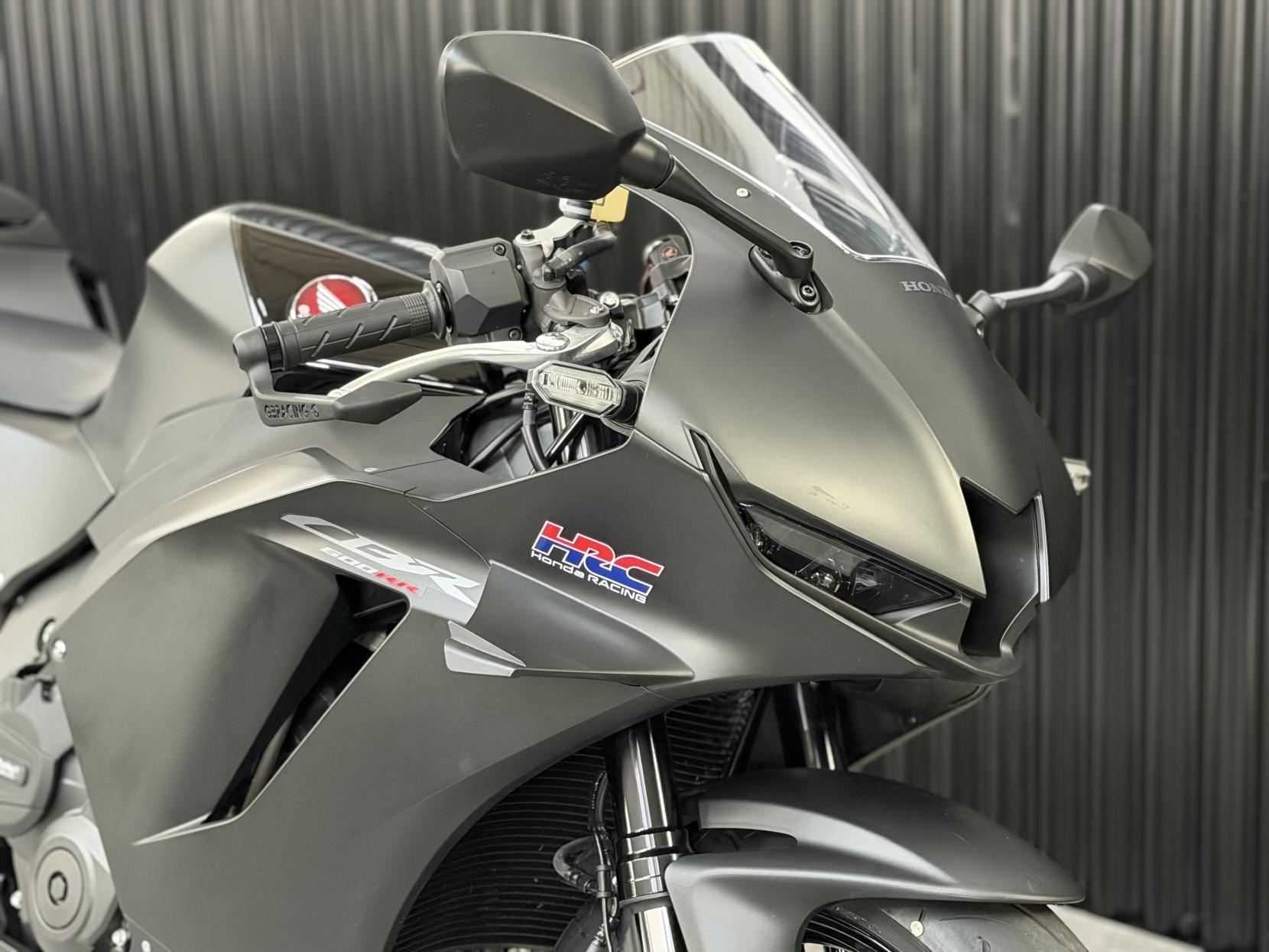 Honda CBR600RR 600 Super Sports Petrol Manual Euro 5 (121 ps)