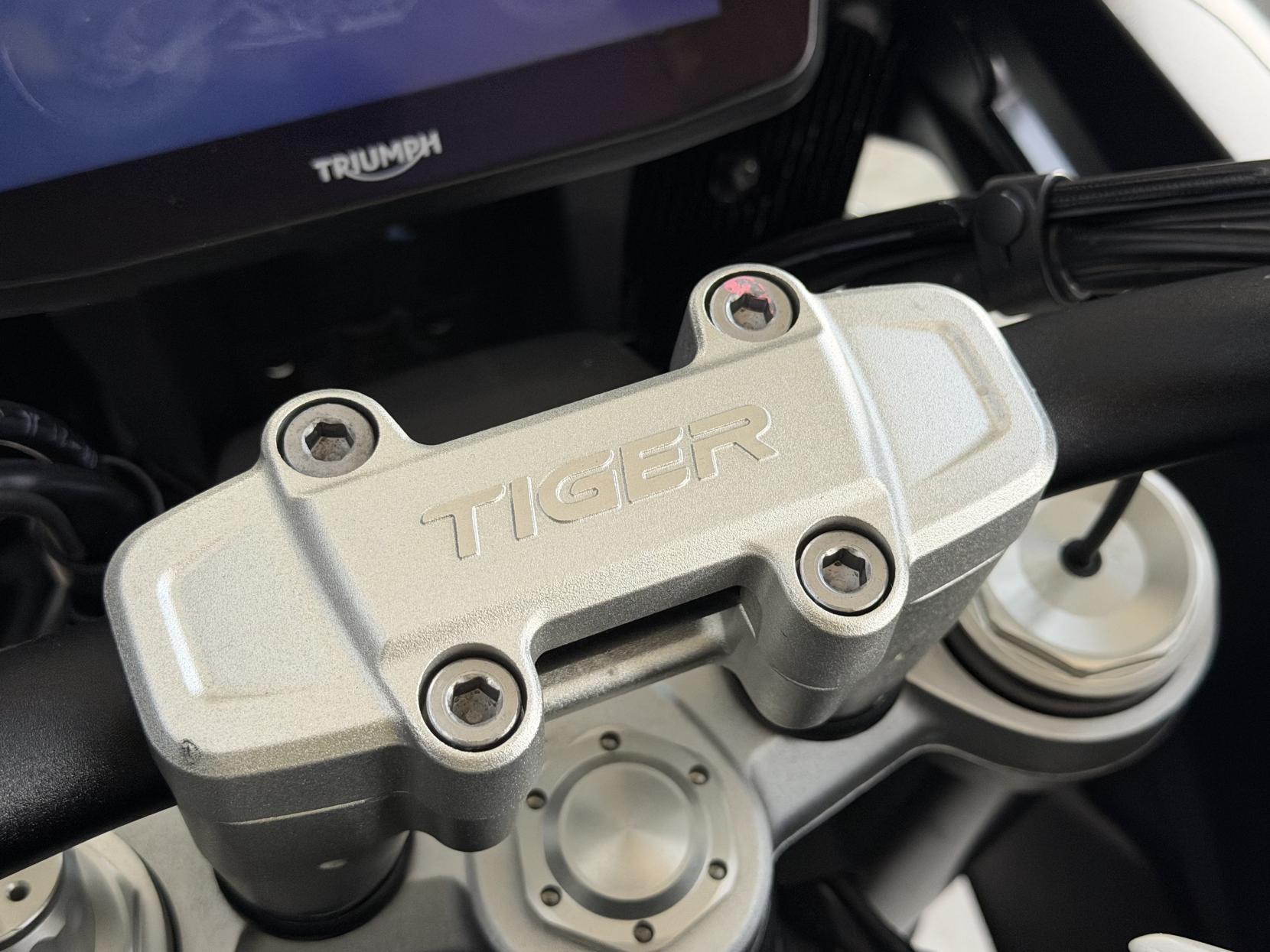 Triumph Tiger 1200 1200 GT Pro Adventure Petrol Manual Euro 5 (150 ps)