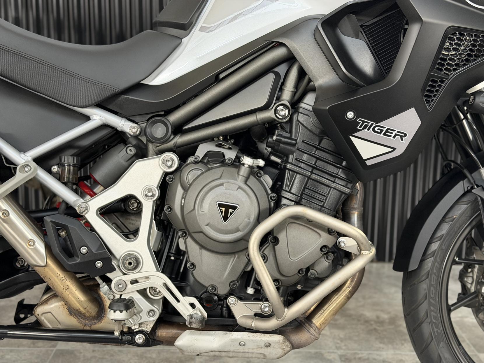 Triumph Tiger 1200 1200 GT Pro Adventure Petrol Manual Euro 5 (150 ps)