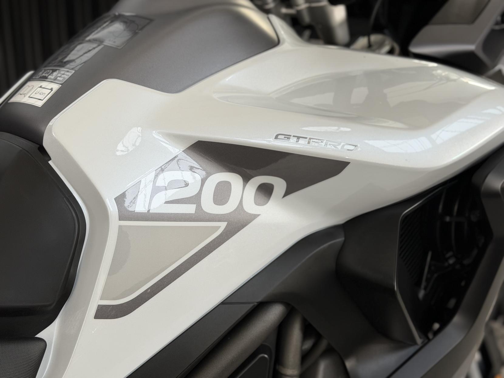 Triumph Tiger 1200 1200 GT Pro Adventure Petrol Manual Euro 5 (150 ps)