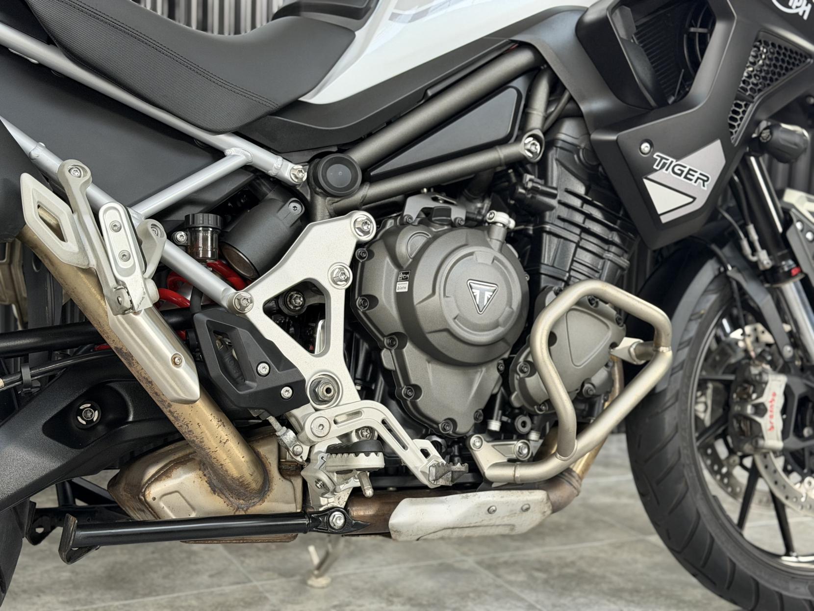 Triumph Tiger 1200 1200 GT Pro Adventure Petrol Manual Euro 5 (150 ps)