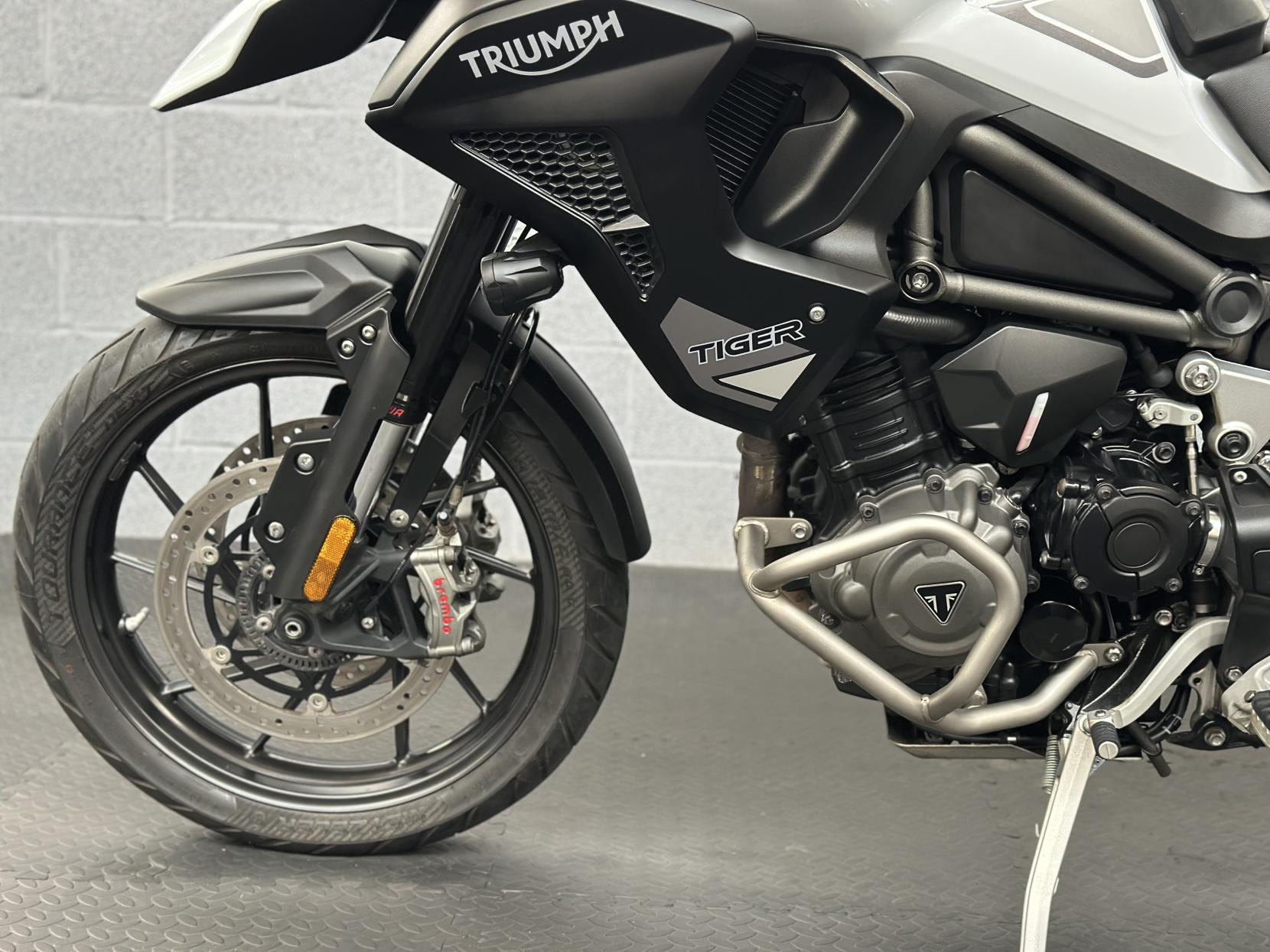 Triumph Tiger 1200 1200 GT Pro Adventure Petrol Manual Euro 5 (150 ps)