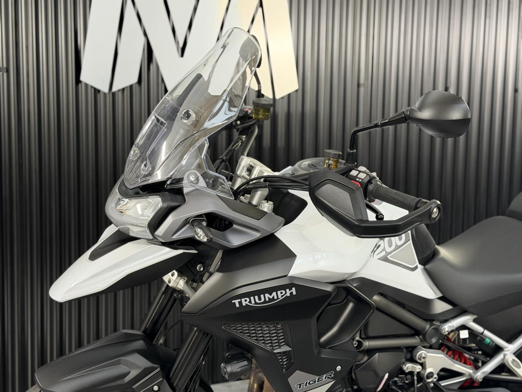 Triumph Tiger 1200 1200 GT Pro Adventure Petrol Manual Euro 5 (150 ps)