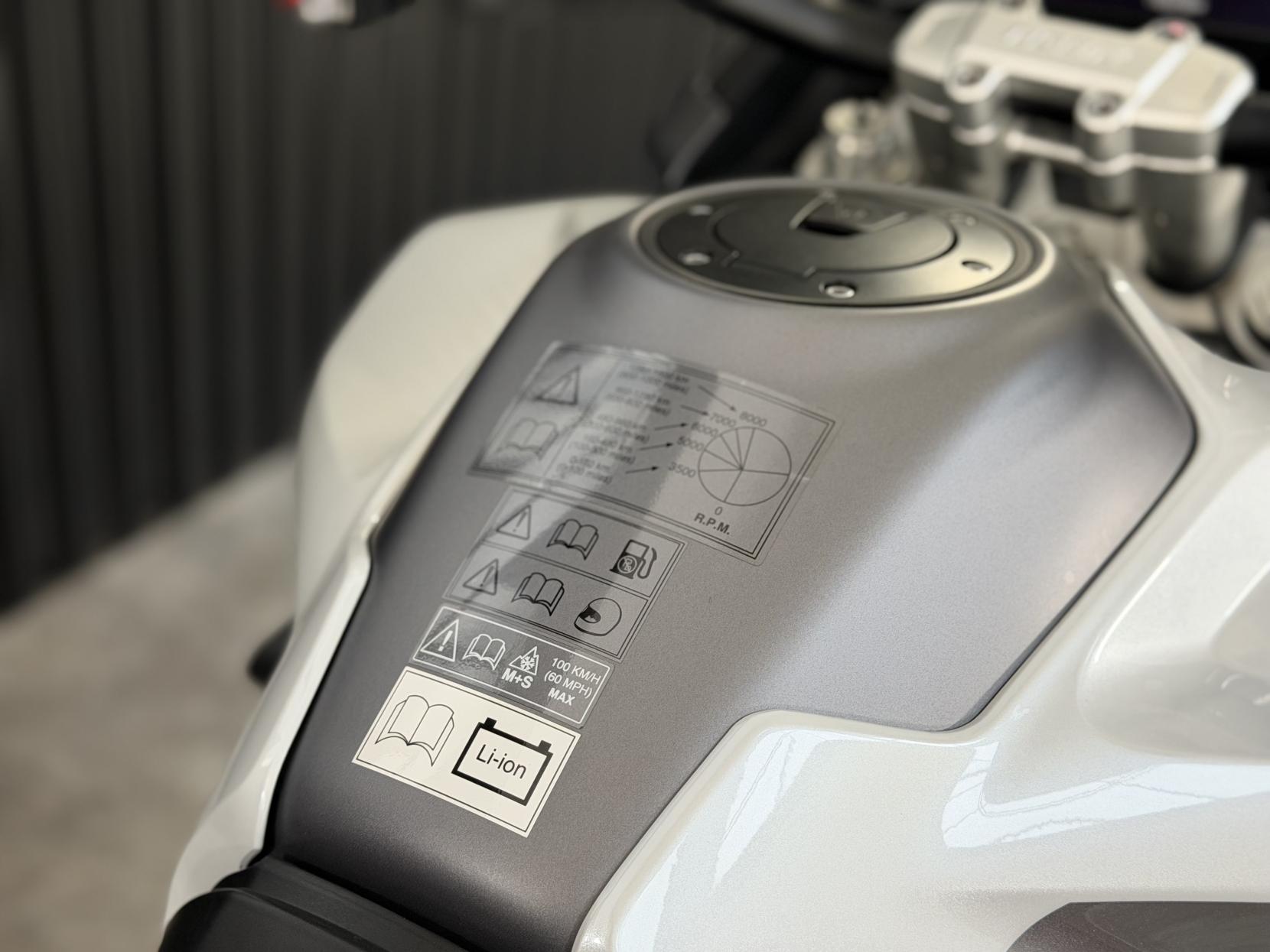 Triumph Tiger 1200 1200 GT Pro Adventure Petrol Manual Euro 5 (150 ps)