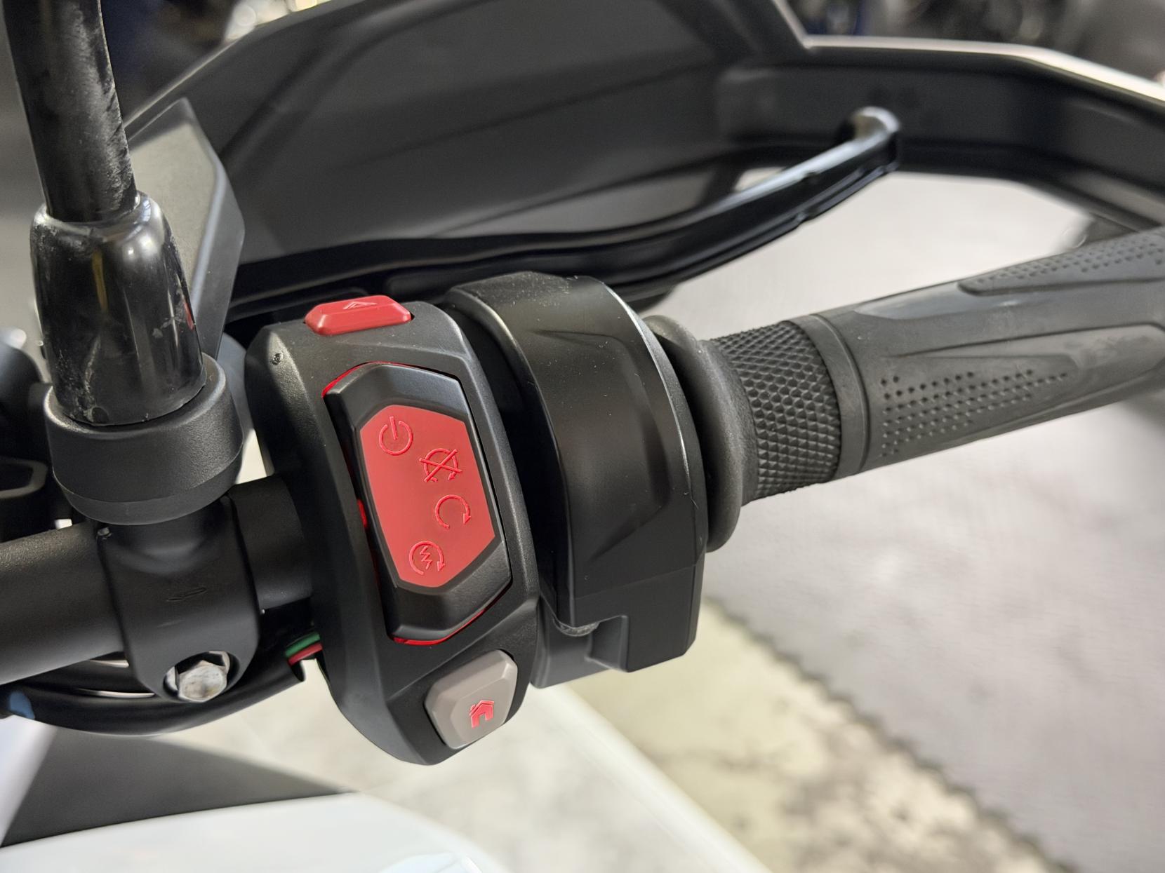 Triumph Tiger 1200 1200 GT Pro Adventure Petrol Manual Euro 5 (150 ps)