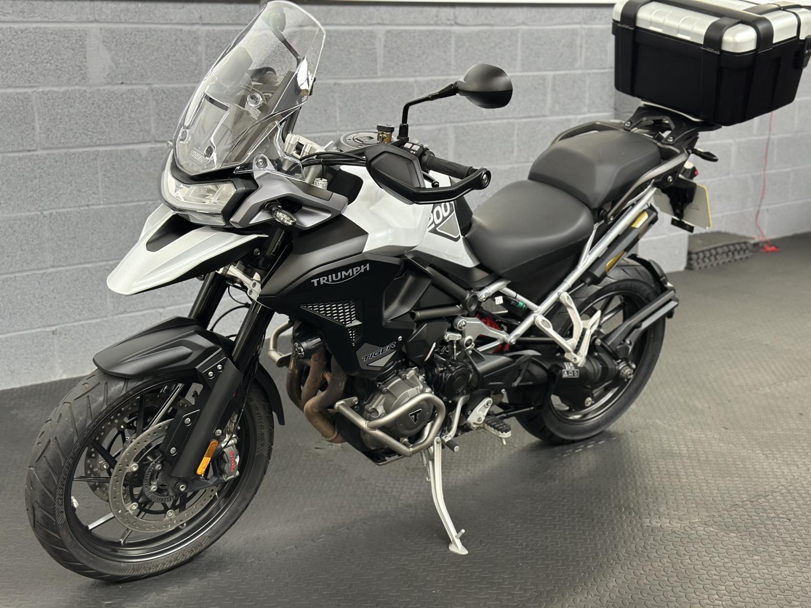 Triumph Tiger 1200 1200 GT Pro Adventure Petrol Manual Euro 5 (150 ps)