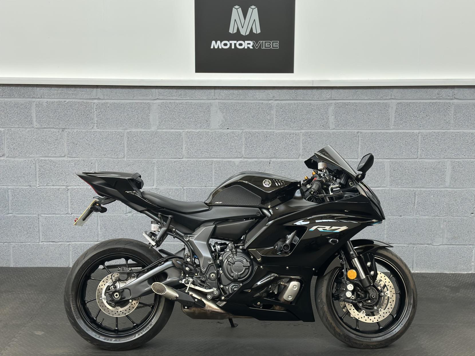 Yamaha R7 700 Super Sports Petrol Manual Euro 5 (73 ps)